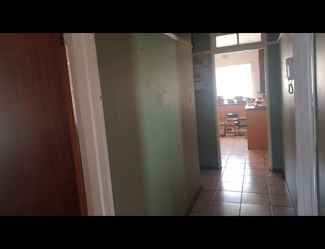 3 BEDROOM FREEHOLD TO LET IN NAPIERVILLE